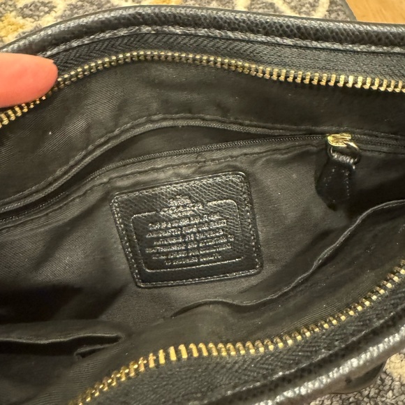 Coach Crossbody - Picture 4 of 8